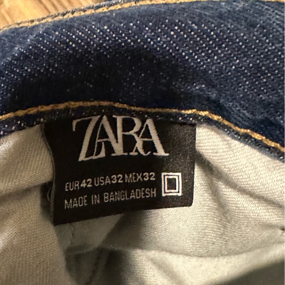 Zara men's wide leg, loose fit size 42 jeans - Picture 4 of 4